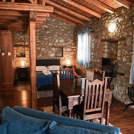 Villa Petrina Theohari Lekhouri Esterno foto